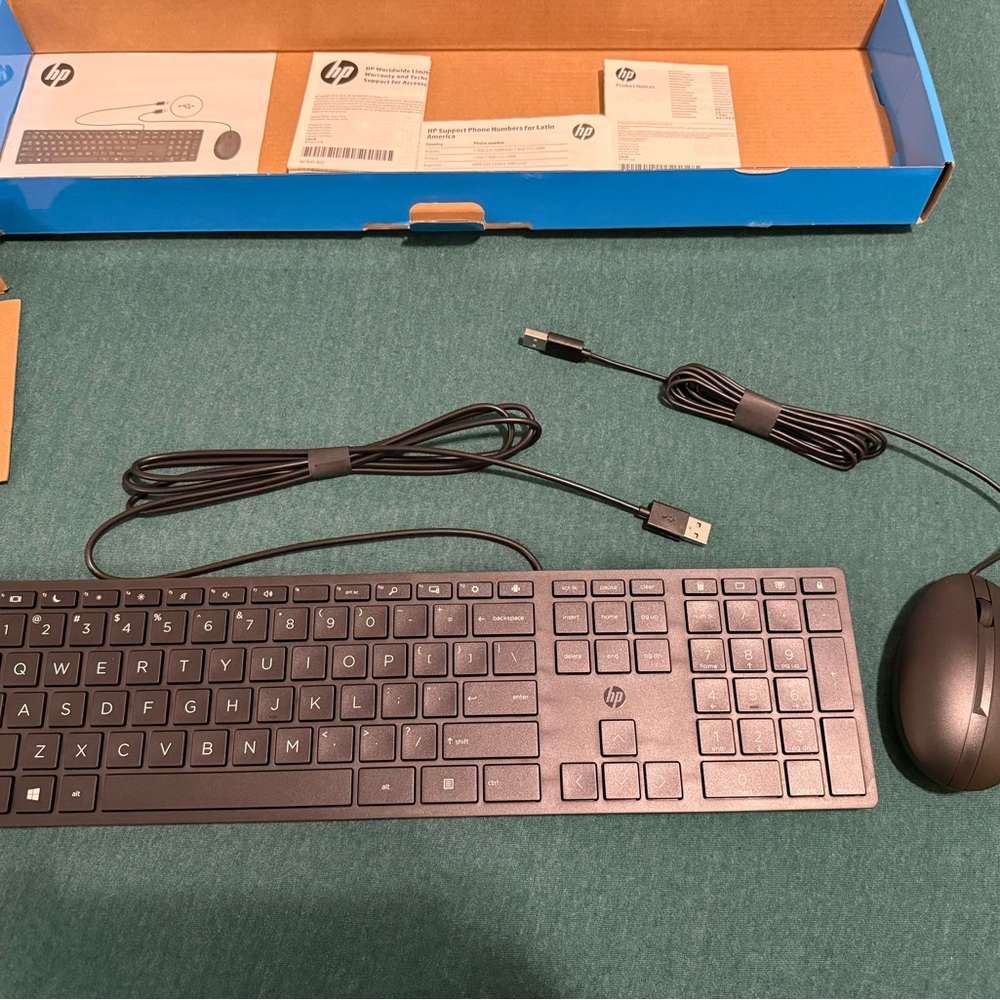 HP Wired Desktop 320MK Mouse and Keyboard Set